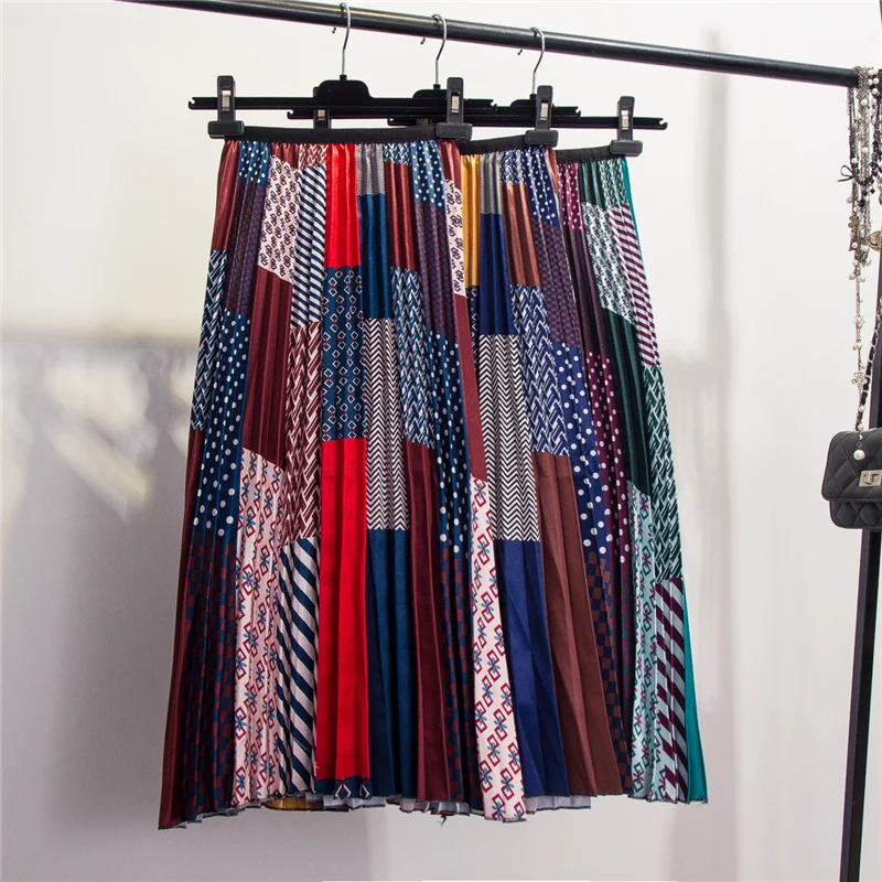 Праздничная плиссированная юбка средней длины с принтом в национальном стиле