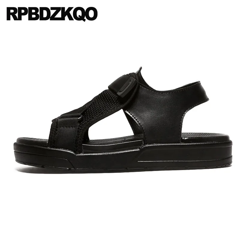 

Men Sandals Leather Summer Runway Designer Casual Strap Waterproof Platform Sneakers 2018 Mesh Fashion Black Water Shoes Beach