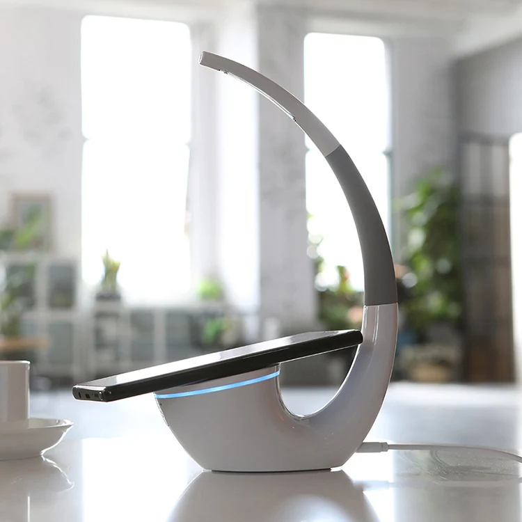 

Nillkin High-technology Wireless Charger Phantom Table Lamp Wireless Life Infinite Freedom Eyecare Phone Power Charger