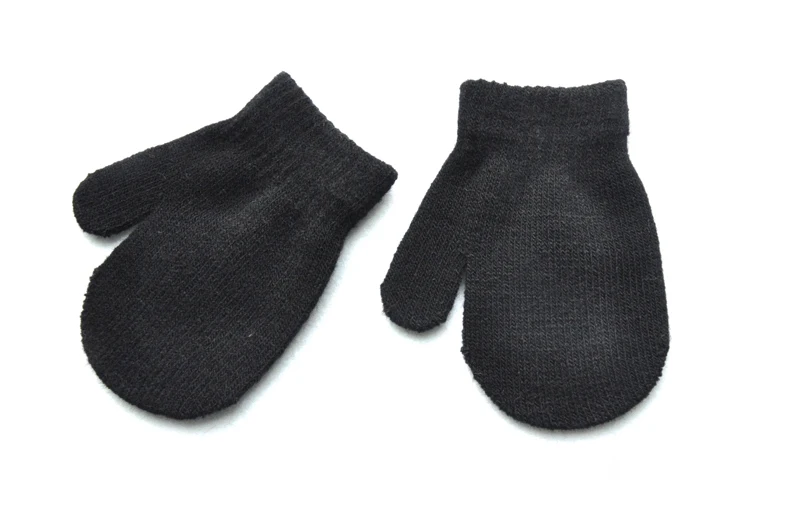 Knitted Kids Sports Gloves