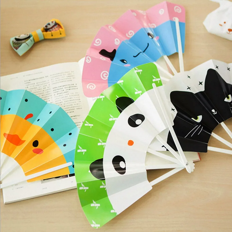 

2018 New Hot Sale Small Plastic Cat Cartoon Character Hand Fan Wholesale Free Shipping Birthday Party Favors Kids Gifts