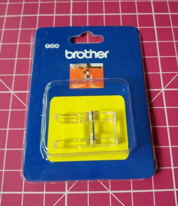 Запчасти для бытовой швейной машины прижимная лапка с открытым носком для вышивки# XC1964-002 для машины Brother