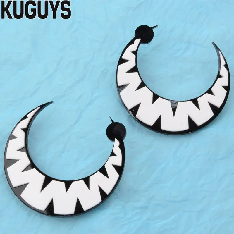 

KUGUYS Fashion Jewelry Oorbellen Acrylic HipHop Large Earrings for Women Pendientes Stripe Moon Stud Earring DJ DS Brincos