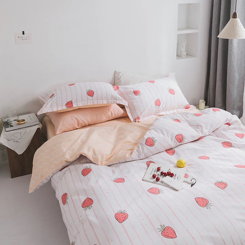Strawberry-Duvet-Cover-Set-Wave-Line-Flat-Queen-Size-Bedding-Set-Sheet-Set-Cotton-Romantic-Bedding (1)