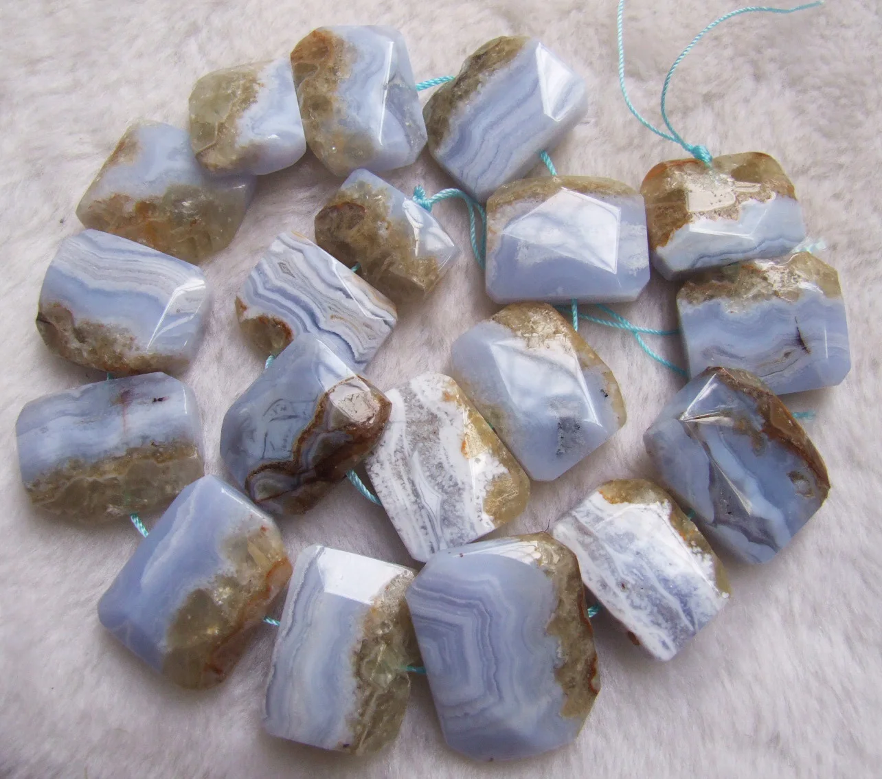 

20x26mm Natural Blue Chalcedony Freeform Loose Beads Stone 15.5"