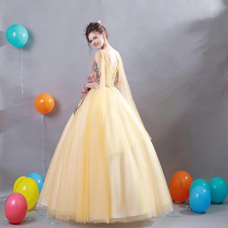 Beauty Emily Golden Quinceanera Dresses 2018 Ball Gown Homecoming Party Prom Dresses Appliques Flower Beauty Emily Golden Quinceanera Dresses 2018 Ball Gown Homecoming Party Prom Dresses Appliques Flower