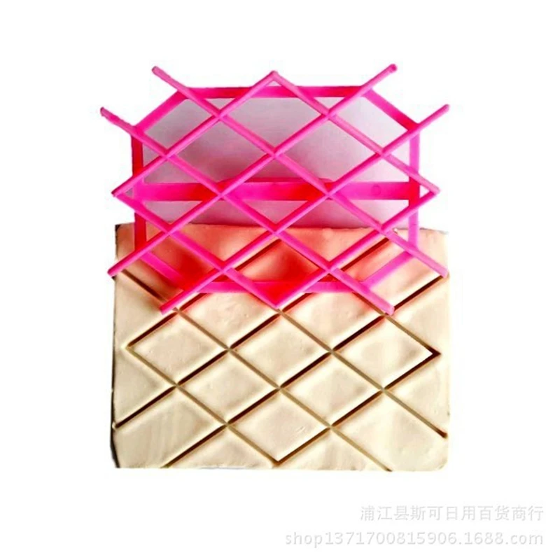 

1pcs Fondant Embosser Flower Cookie Cutters Diamond Shaped sugarcraft Biscuit Molds Cake Tools