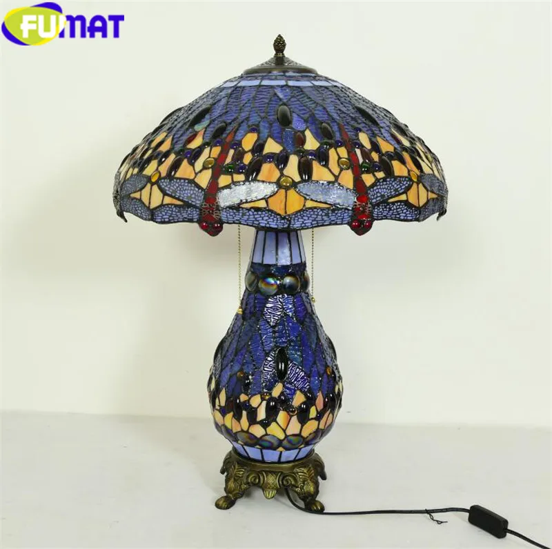 146Tiffany Stained Glass bedside table lam