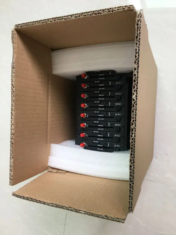 Новый продукт Wavecom Q2406B 8 портовый модемный пул для смс перезаряжаемый и USSD стойкий