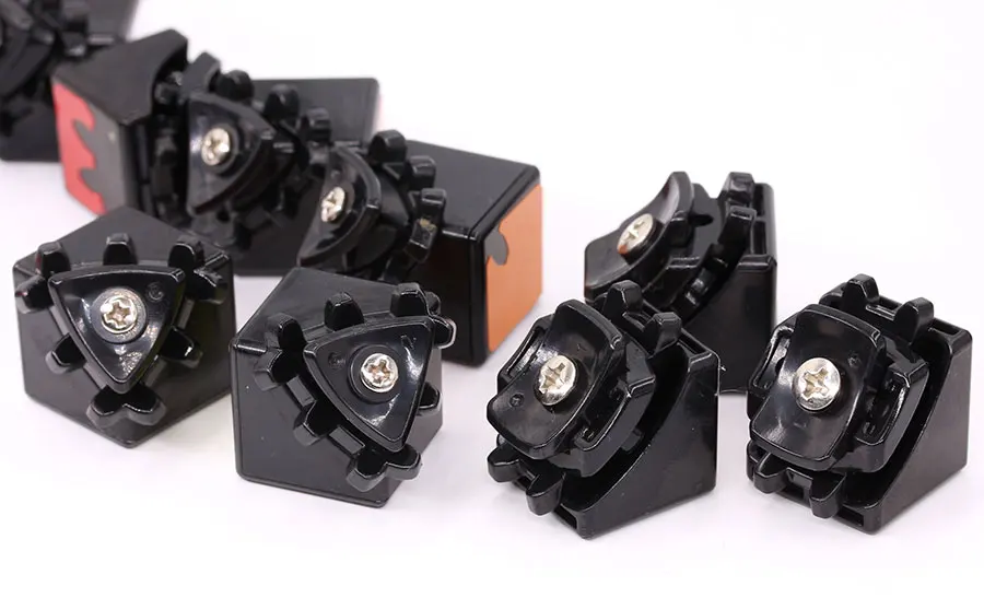 LL-333-Gear-Hidden-11