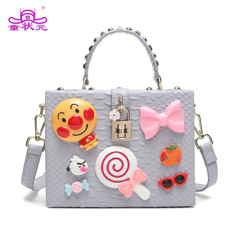 

Women PU Leather Handbag Hot Fashion Style Beautiful Patterns Embroidered Trunk Totes Famous Design Cute Messenger Bag