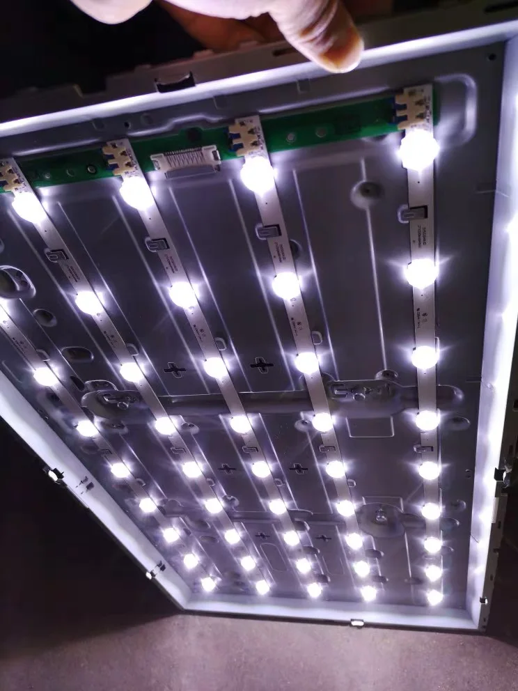 LED Screen Backlight Strip For Samsung UE32F6510AB UE32F6510SB UE32F6510SD UE32F6510SS 32 inchs TV LEDS Bars Replacement Strip