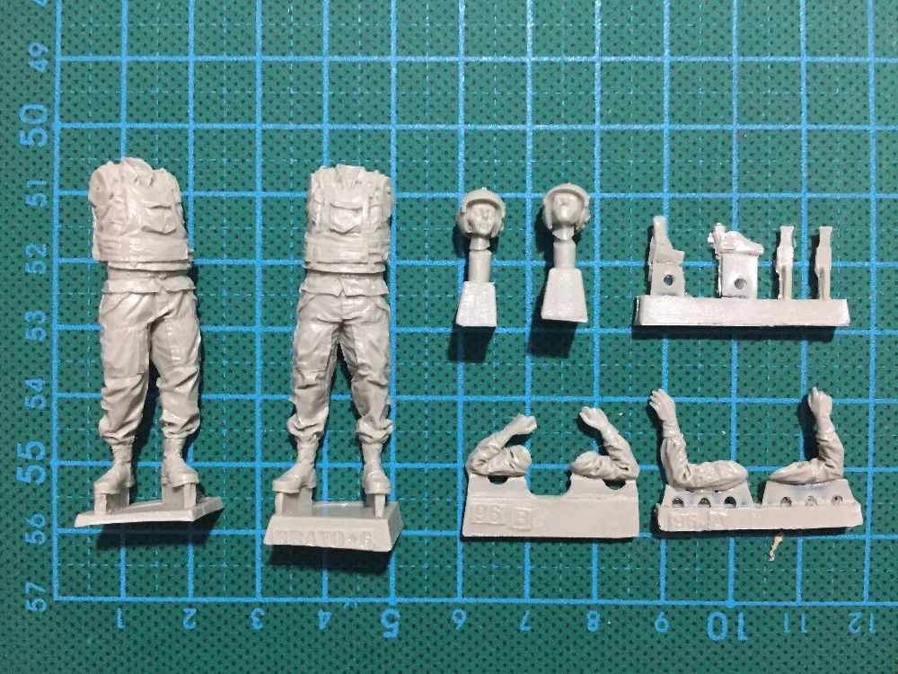 1/35 масштаб resin смола фигура Вьетнам война вертолет драйвер