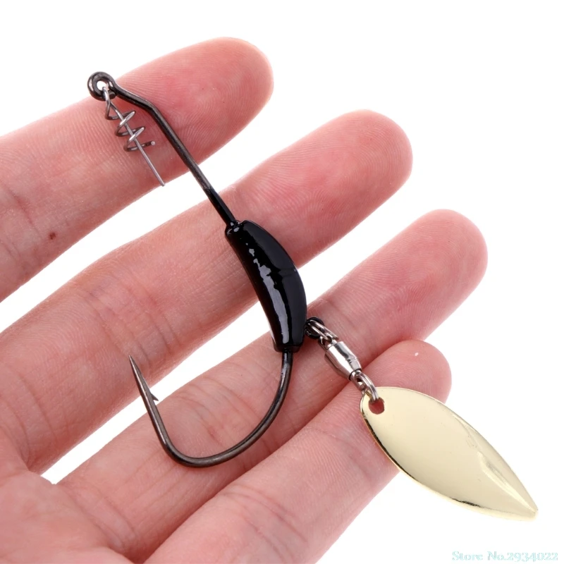 New Fishing Hook With a Spoon Metal Sequins Add Lead Weight Baits Hook Soft Worm Bait Soft Hooks