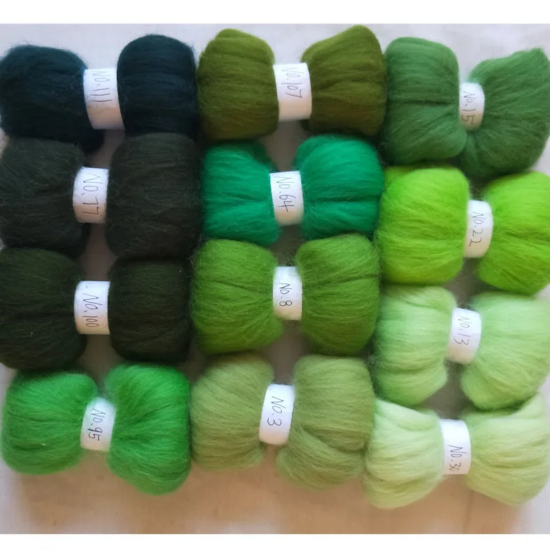 13Colors Wool Fibre Roving For DIY Needle Felting Hand Spinning Doll Needlework Arts ,send a pad and three needles A