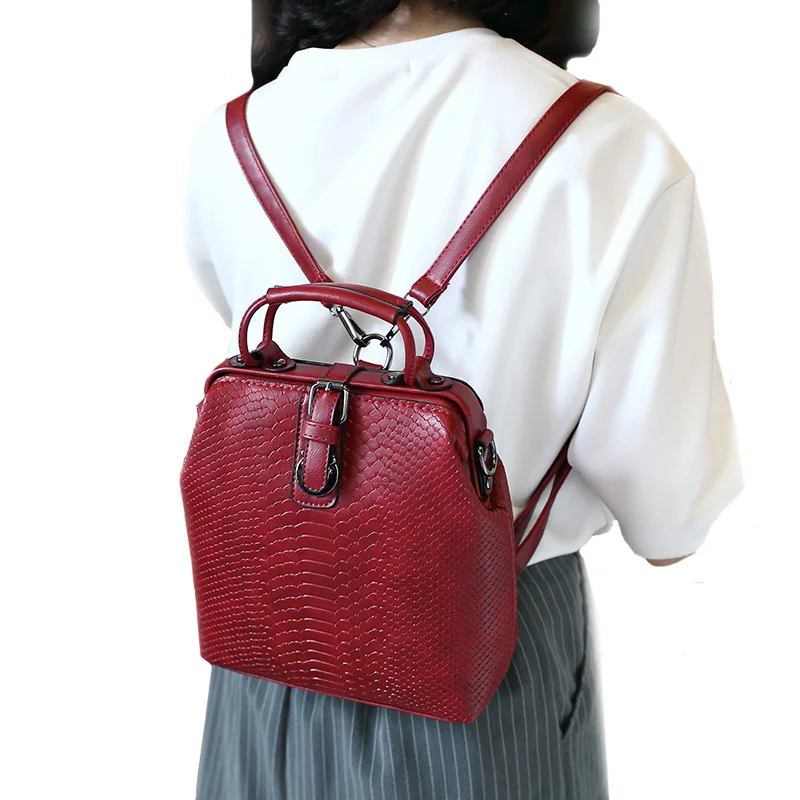 

Hot New Women Backpack Ladies Famous European Style Crocodile Pattern Women Shoulders Bag PU Leather Solid Color Backpack nxq219