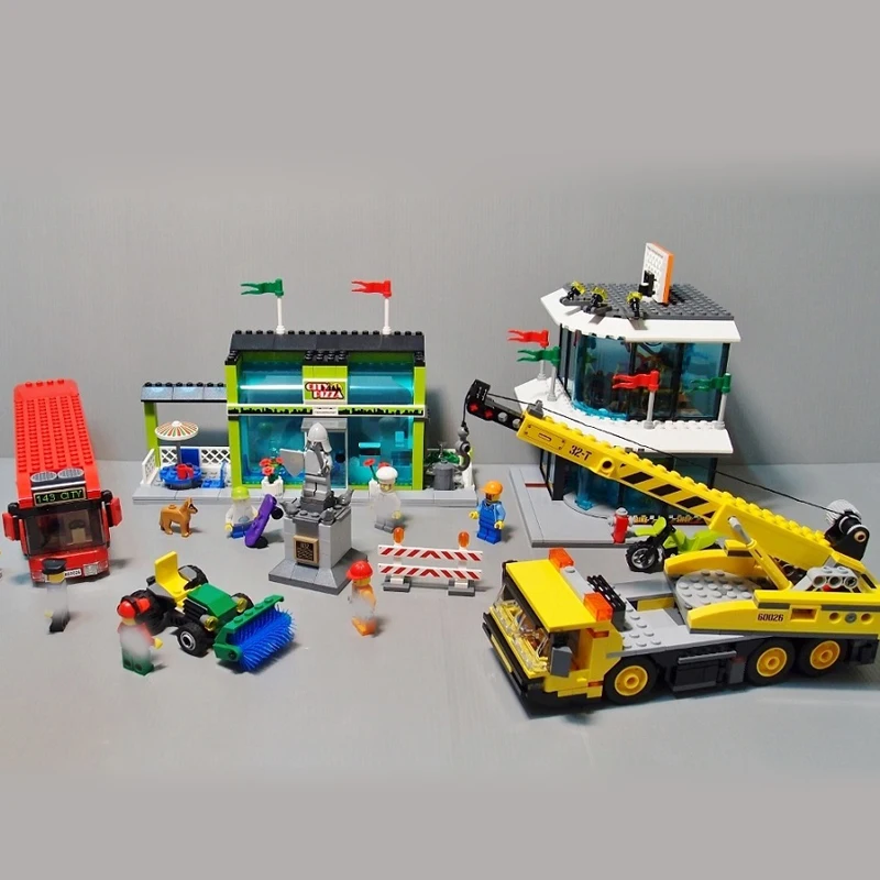 

The City Town Square Building Blocks City Series Compatible Legoinglys 60026 with Bus Crane Car Station DIY Children Toys Gift