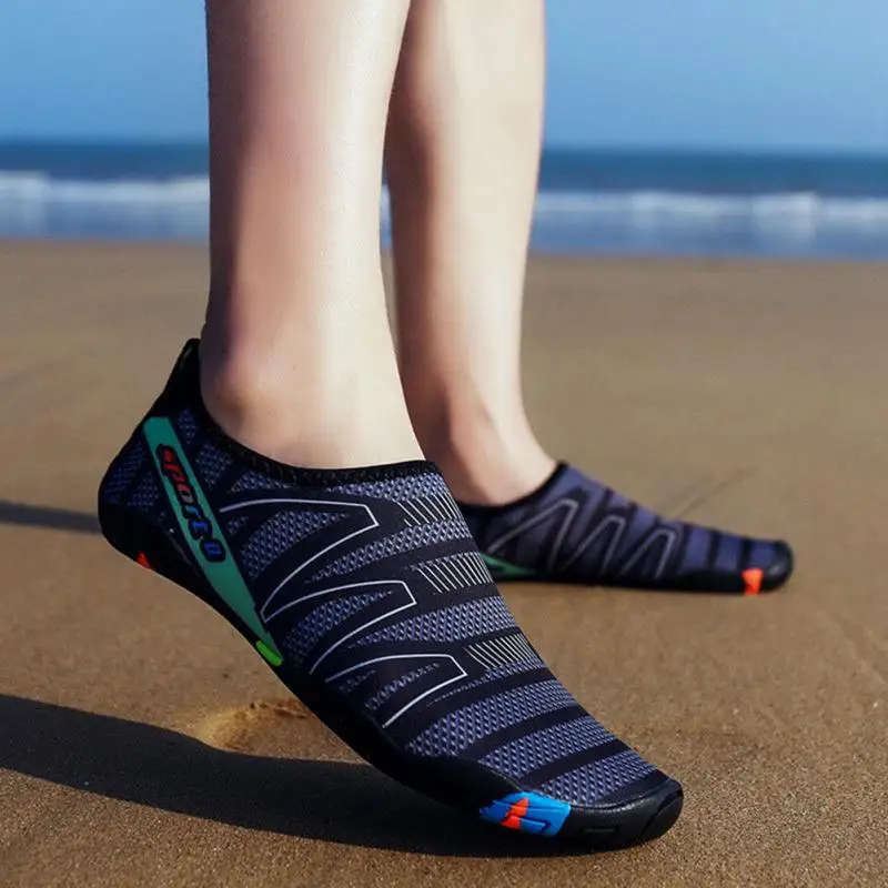 sapatilha para andar na praia