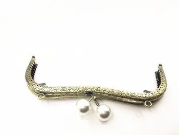 

HAOFA 20cm Bronze Metal M Shhape Bag Frame Vintage Embossing Lace Pearl Head Purse Frame DIY Bag Frame Kiss Clasp Purse Frame