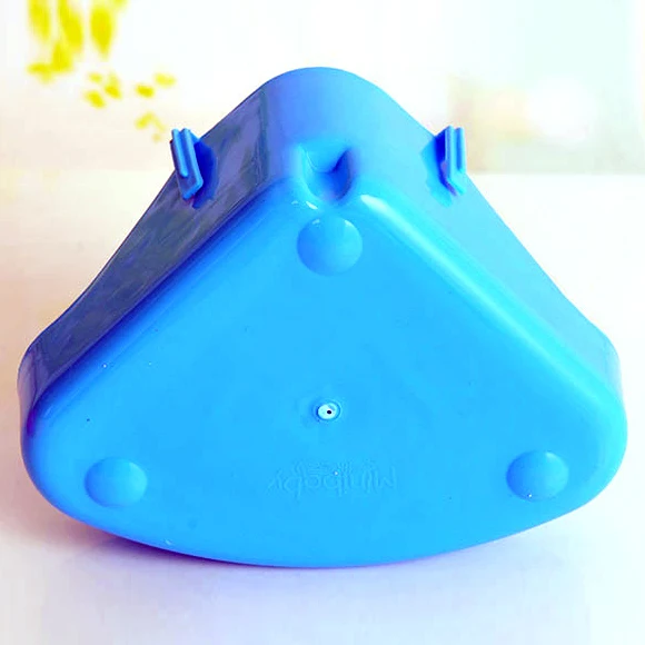 Hamster Toilet Rabbit triangle toilet large bird cages for parrots bird toilet Cony Totoro Guinea pig toilet Candy color 4