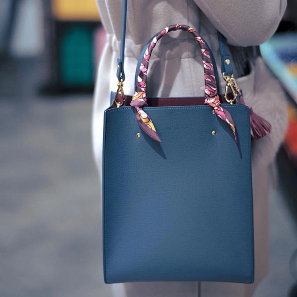 

new arrival Women Bag Tassel Pure high quality Shoulder Crossbody Bag Women Handbag Scarves Set Large Tote Female Shopping Bag