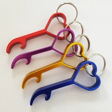 Персонализированные Свадебные сувениры брелок в виде сердца, любовь брелок-открывашка для бутылок Пользовательские Выгравировать Жених и невеста свадебный подарок для гостей, 50 шт в наборе