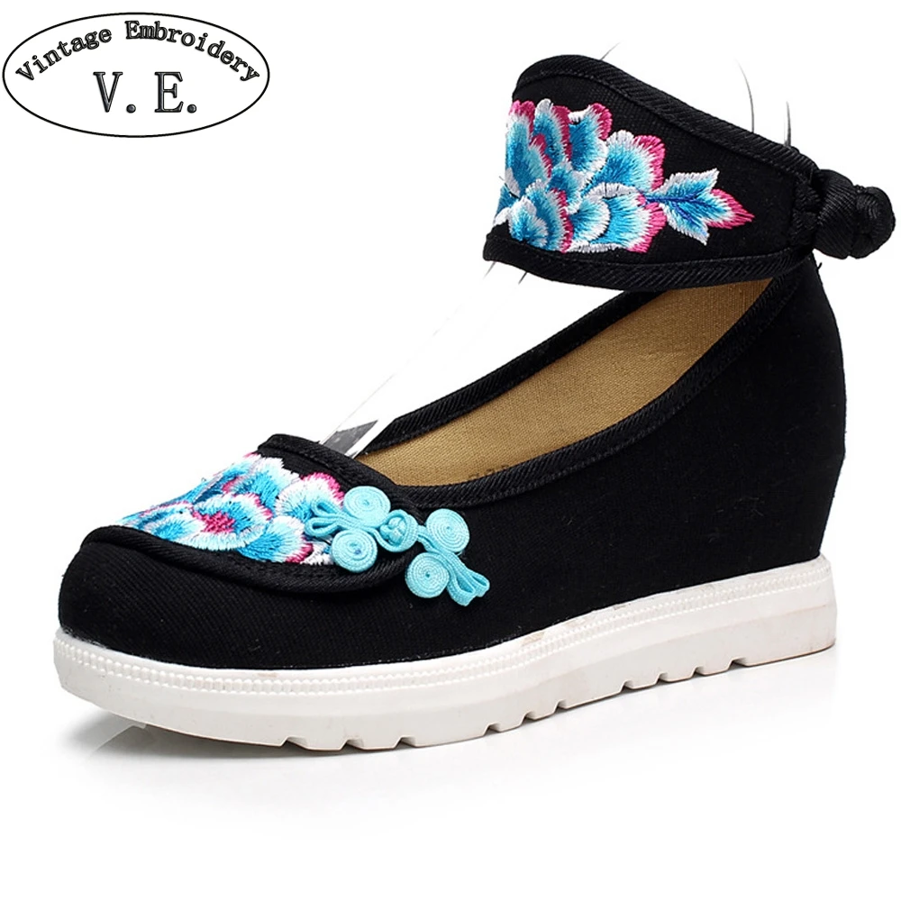 

Ankle Strap Women Flower Embroidered Canvas Wedge Mid Heel Shoes Elegant Ladies Casual Cotton Mary Jane Platform Pumps Sapatos