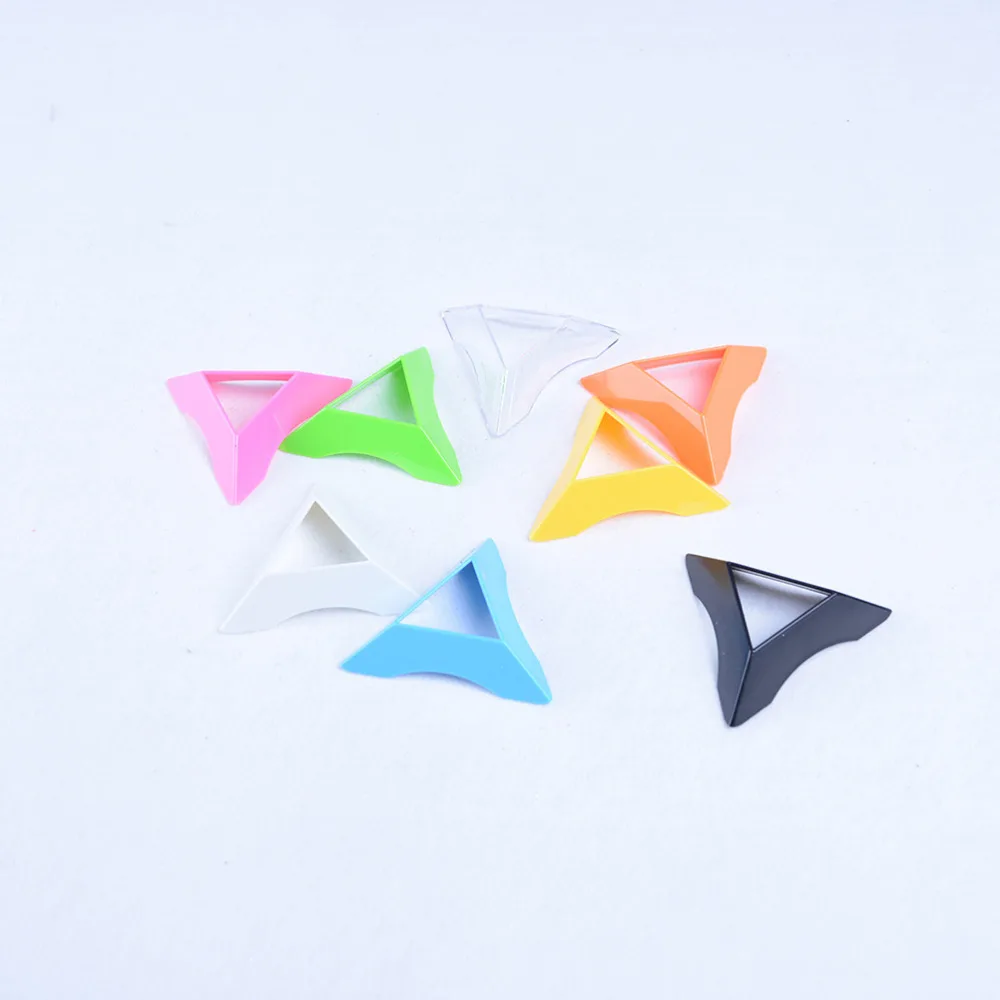 Pizies 1 шт. 7,5 см смешной треугольник Универсальный разноцветный волшебный куб база держатель рамка стенд башня аксессуары