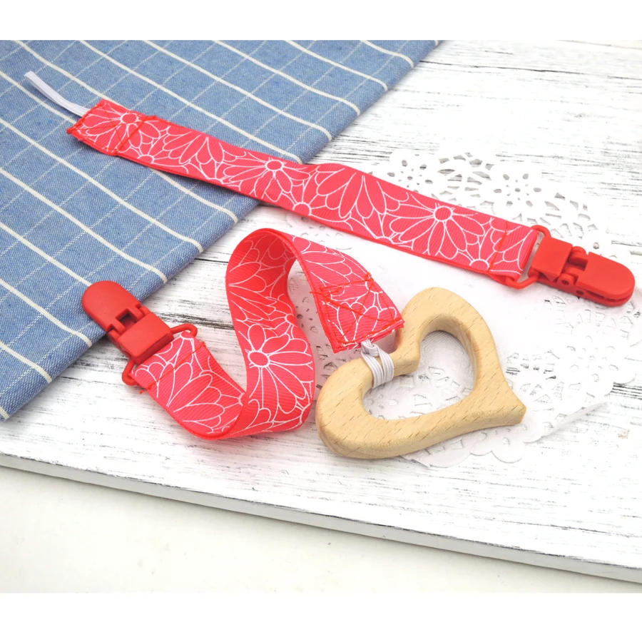 2018 New arrival print ribbon pacifier holder fabric pacifier chain beech wooden animal teether newborn gift CB06