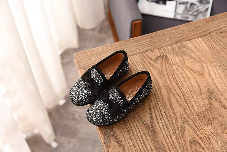 princess shoes spring and autumnfashion new Korean children's peas shoes girls single shoes diamond Girls leather shoes