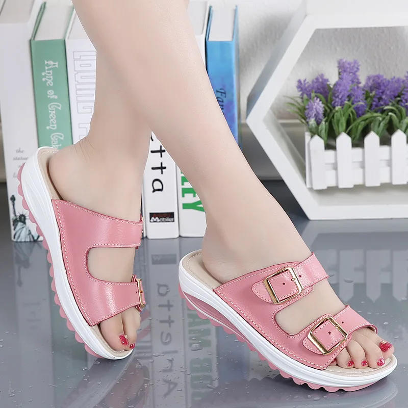 

Slides 2018 Fashion Pu Leather Beach Shoes Women Flat Heels Flip Flops Barefoot Slippers Zapatillas Mujer