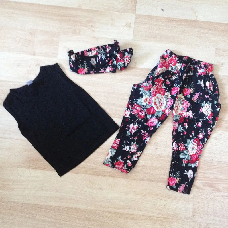 3746173379_1055803766