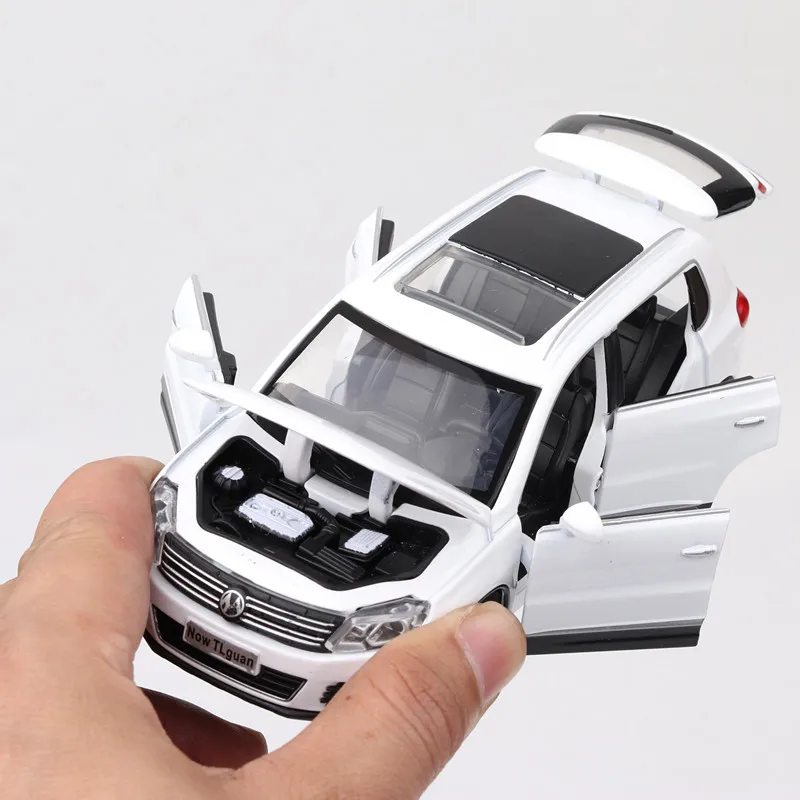 Высокая симуляция 1:32 Tiguan SUV сплав тянущаяся игрушка модель автомобиля