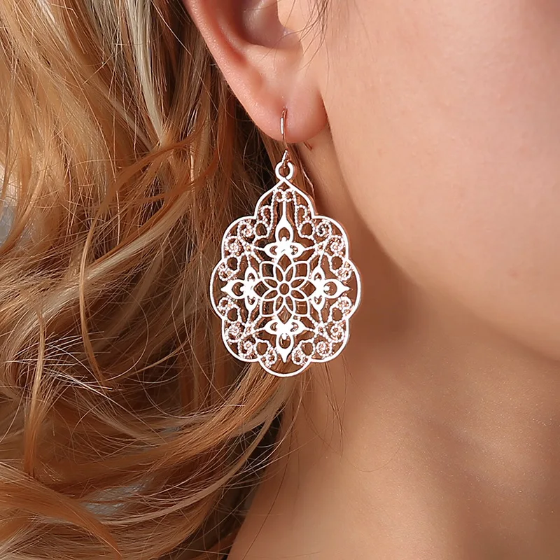 

Gold Crystal Drop Earrings Women Hollow Out Tree of Life Pattern Round Earring moda mujer Jewelry Fashion Pendientes
