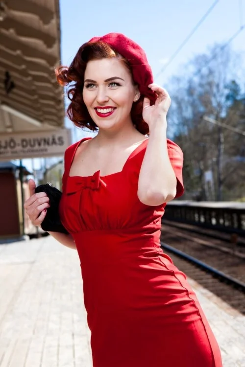 Buy red dress pin Buy red dress pin