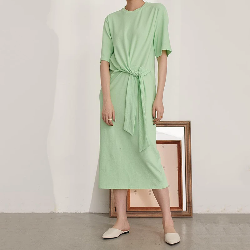 

[EAM] 2019 New Spring Summer Round Neck Short Sleeve Black Waist Bandage Knot Loose Temperament Dress Women Fashion Tide JR167