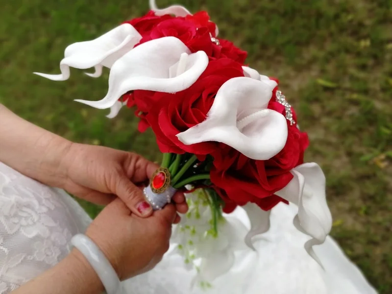 Водопад Красные Свадебные цветы Свадебные букеты искусственный жемчуг хрустальные свадебные букеты De Mariage свадебные букеты
