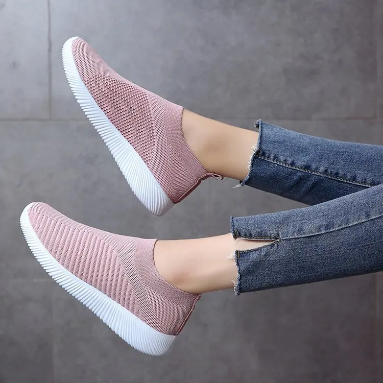 

2019 new woven socks shoes elastic cloth sneaker large size 35-43 women vulcanize casual shoes summer air mesh shoes