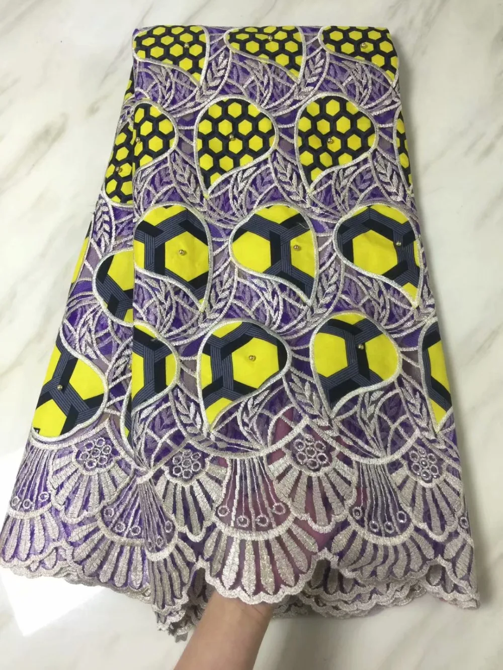 

2018 Beaded African Material French Lace Wax Cloth Embroidery African Switzerland Lace Fabrics With Embroidered Dress Fabrics PF