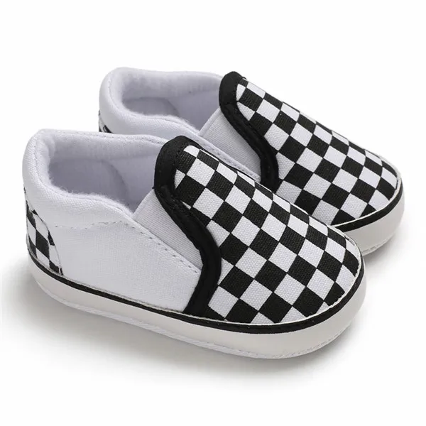 PUDCOCO для новорожденных, для маленьких мальчиков и девочек детская кроватка детская коляска обувь для ползунков Тапочки с мягком подошвой кроссовки для детей 0-18 - Цвет: Белый