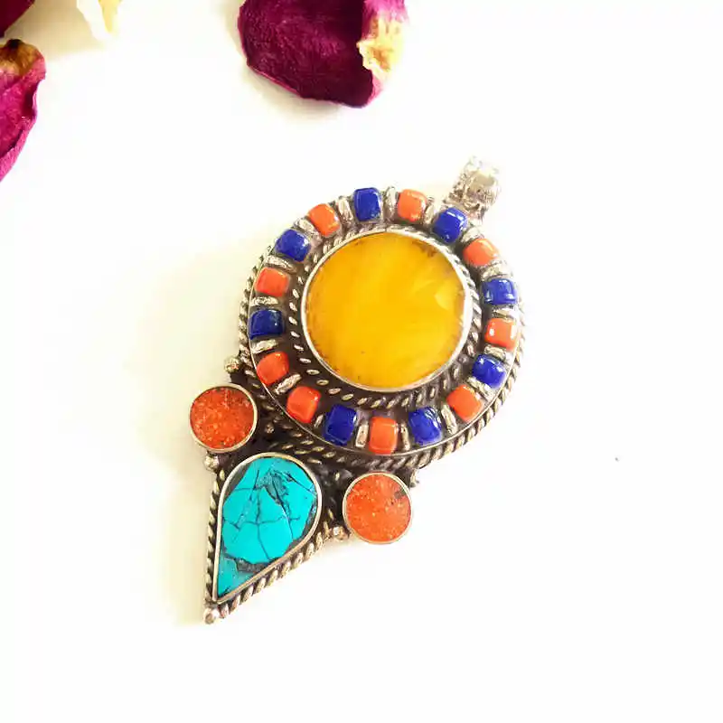 

TBP181 Nepal Hand Vintage Big Pendants Copper inlaid Colorful Stone Jewelry