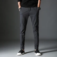 Весенние Брюки Новая осень мужской сплошной Цвет мягкие удобные брюки Модные Для мужчин Высокое качество Тонкий Erkek Pantolon Размеры 28 38
