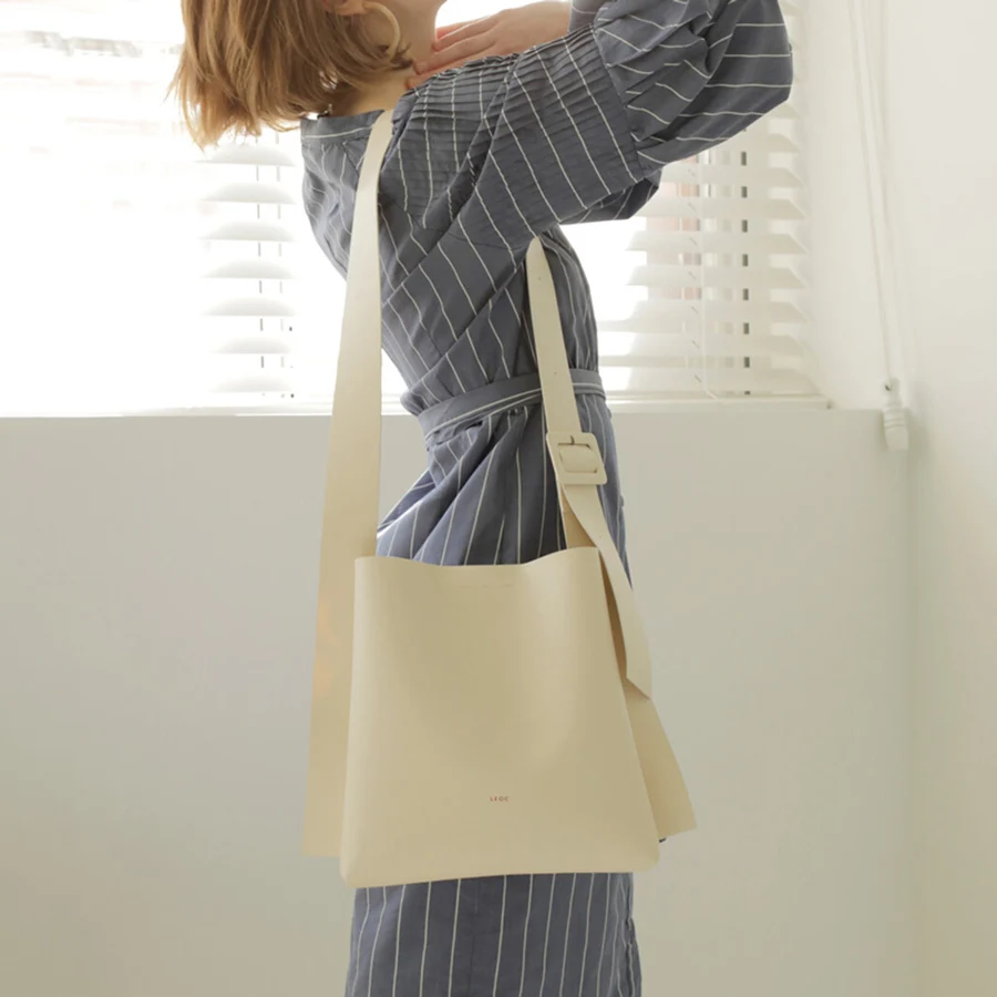 

Casual Women Solid Color Shoulder Bags Large Capacity Female Handbags Luxury Designer Pu Leather Women Handbag Ladies Hand Bags