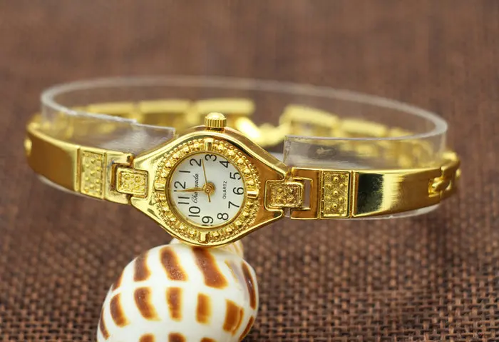 Модные Сталь Платье с поясом часы Для женщин Часы браслет Часы Лидер продаж - Цвет: H