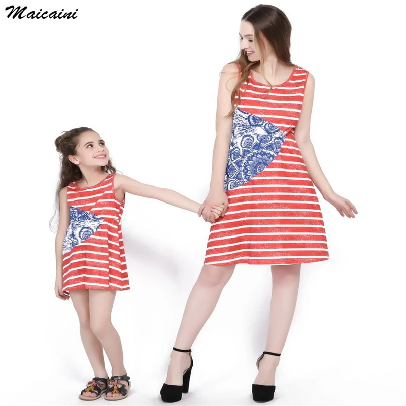 

New Summer Fashion Family Matching Outfits Mom Daughter Striped Girls Beach Dress Vest Dress Kids Parent Child Outfits