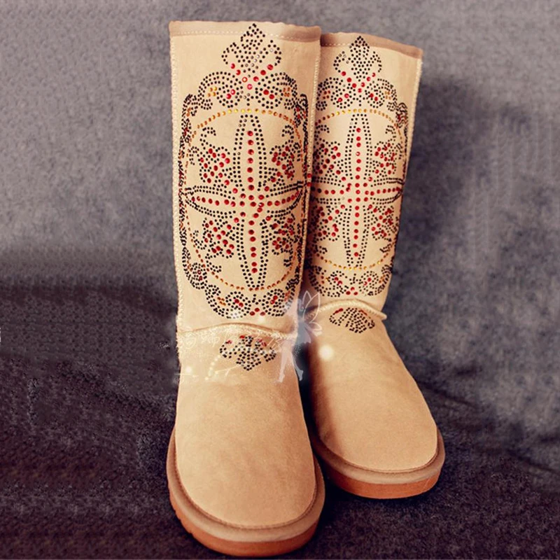 

Eunice Choo Suede Women Snow Boots Flat Warm Plush Mid Calf Rinestone Boots Crystal Pattern Slip On Fashion Winter Flat Shoes