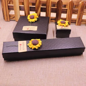 

24pcs 2018 new DIY Flower & HandMade With Love Label Necklace box 24pcs 800gsm Papaper Cardboard New Design Packing Pendant Box