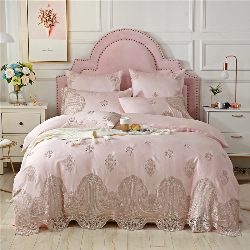 

2018 New Tencel 7pcs Luxury Bedding set Queen/King Size Embroidery Bed set Duvet cover Bed linen Pillowcases