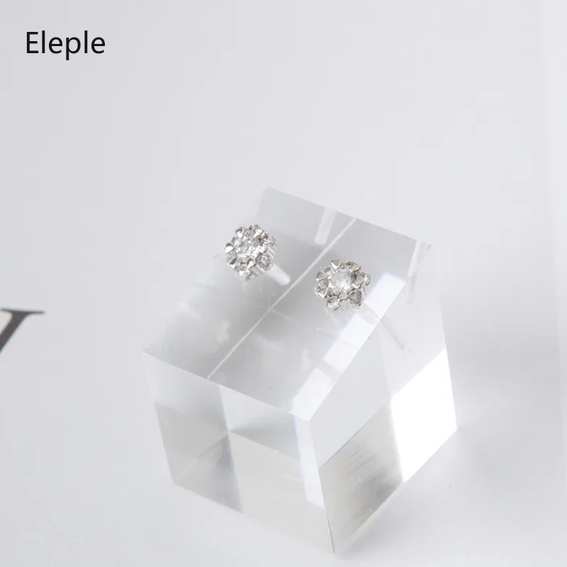

Eleple Trendy Flower Shape Stud Earrings for Woman Cubic Zirconia Earrings Fashion Jewelry B2031