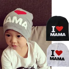 Dětská čepice s nápisem I LOVE MAMA / PAPA